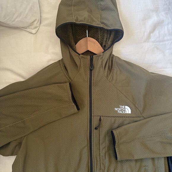 North Face FUTUREFLEECE Hoodie - Picture 3 of 3